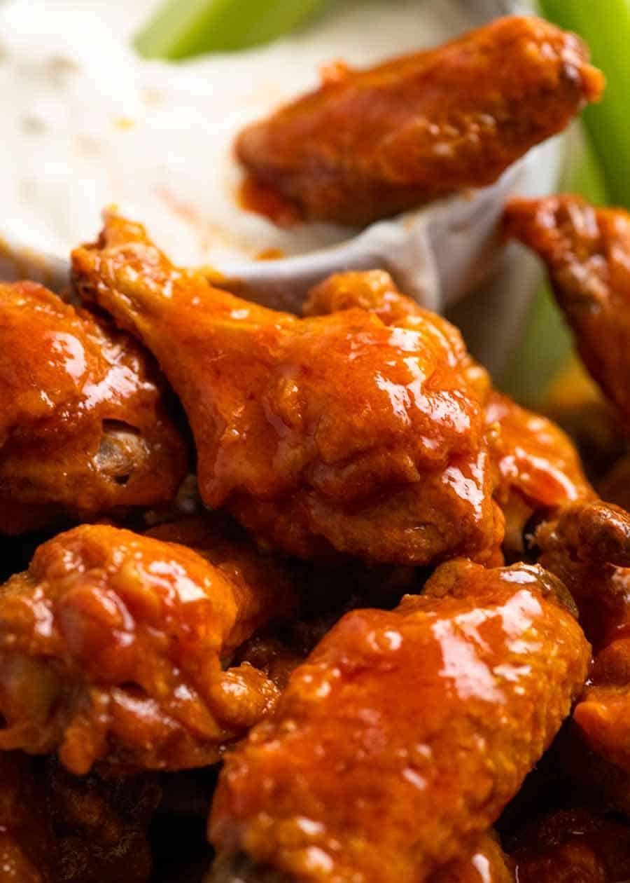 Flavorful Baked Buffalo Wings: Crispy, Easy, & Customizable Spice